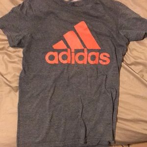Adidas t shirt